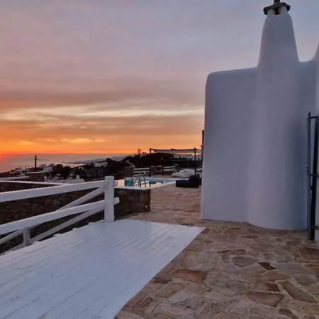 Crystal Light Pool Mykonos *