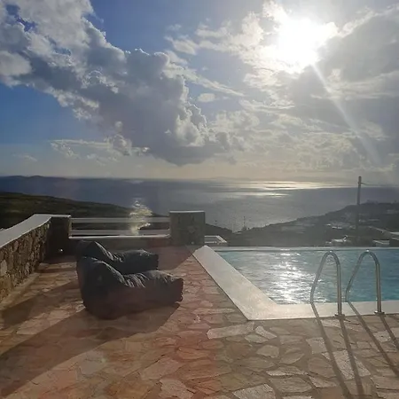 Vila Crystal Light Pool Mykonos *